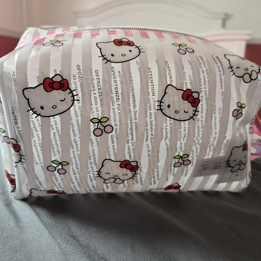 Primark Hello Kitty Cherry Cosmetic Bag - White and Pink